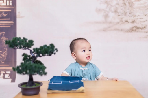 简阳宝宝喊肚子疼怎么回事